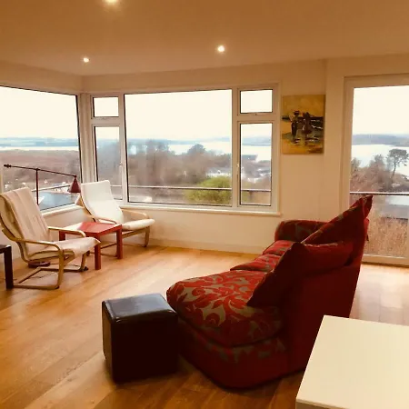 Island View Over Harbour Holiday home Baltimore